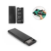 ATOM. Zestaw śrubokrętów z różnymi magnetycznymi końcówkami ze stali węglowej