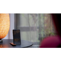 UPPRET Original - Drewniany stojak na telefon