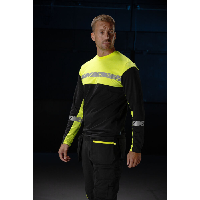 7002 T-shirt z długim rękawem