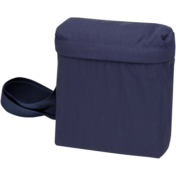 Arca - torba typu crossbody (przewieszana na ukos), wykonana z recyklingowanego poliamidu z cetyfikatem GRS
