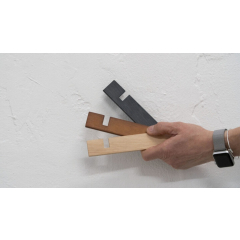 UPPRET Original - Drewniany stojak na telefon